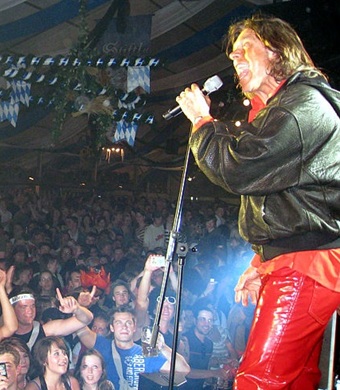 Top Live-Acts im Festzelt Zum Stiftl