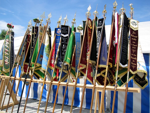 Festzelt »Zum Stiftl« . Volksfest Pfaffenhofen . Bayern